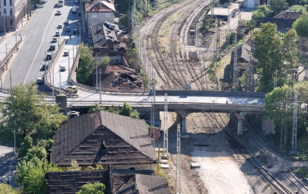 Големи промени от днес в движението на влаковете през Пловдив заради Бетонния мост!